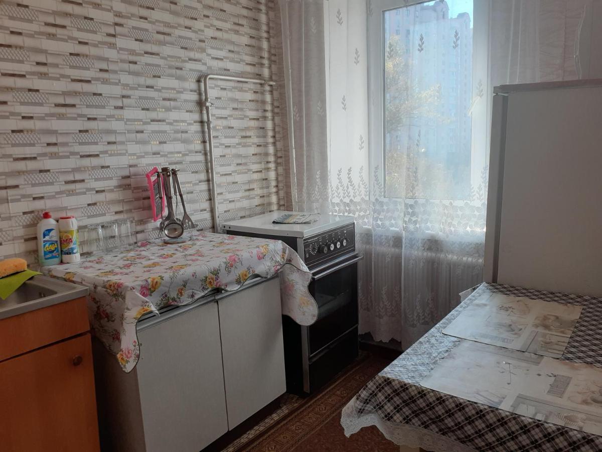 Квартира Возле Индустриального Моста, Нау Kyjev Exteriér fotografie